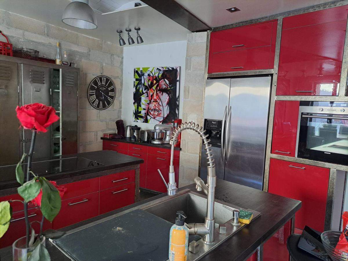 L'Appartement - Chambre Avec Salle De Bains Et Wc Dans Une Galerie D'Art Montbeliard Ngoại thất bức ảnh